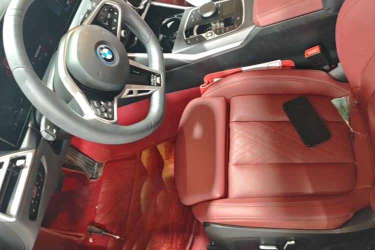 Used BMW i3 2025 eDrive 35 L Driver Seat