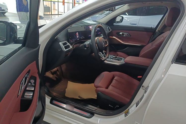 Used BMW i3 2025 eDrive 40 L Midnight Edition Driver Seat