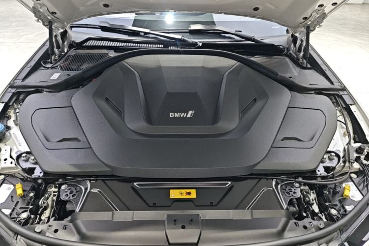 Used BMW i3 2025 eDrive 35 L Engine Bay