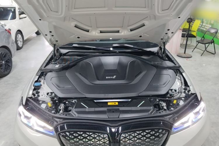 Used BMW i3 2025 eDrive 40 L Midnight Sports Package Engine Bay