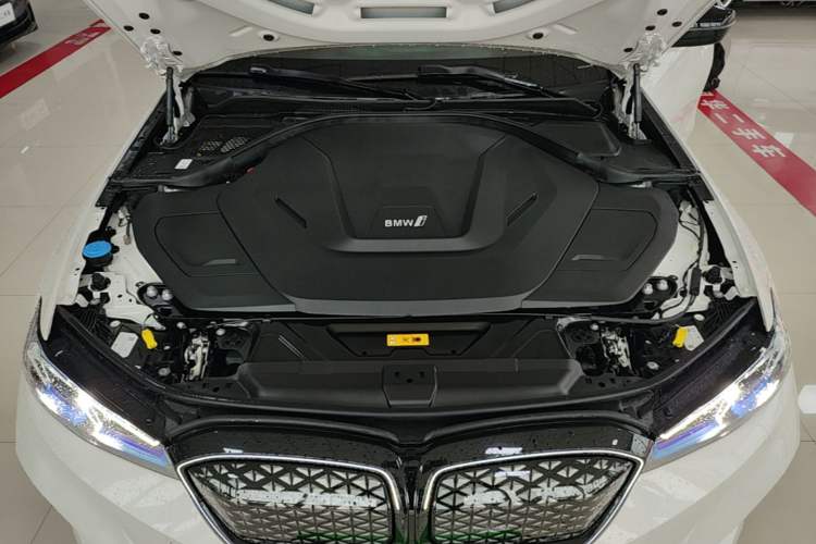 Used BMW i3 2025 eDrive 40 L Midnight Edition Engine Bay