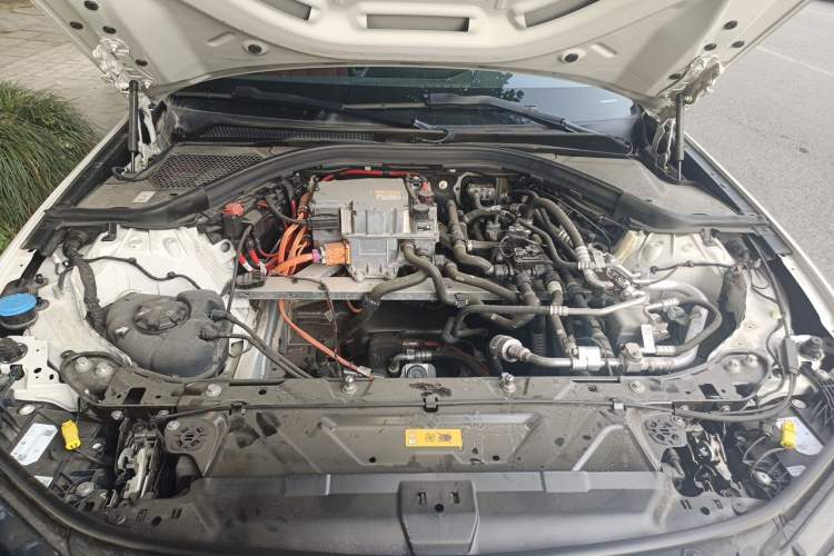 Used BMW i3 2025 eDrive 35 L Engine Bay