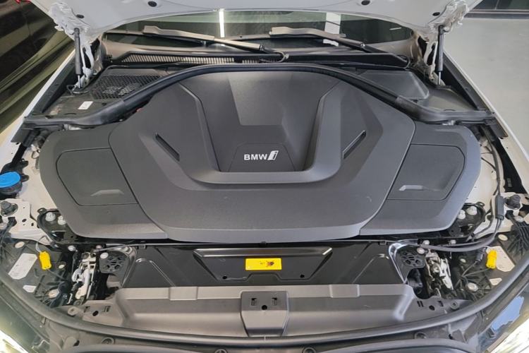 Used BMW i3 2025 eDrive 35 L Engine Bay