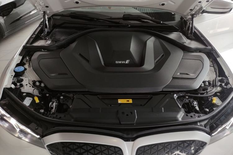 Used BMW i3 2025 eDrive 35 L Engine Bay