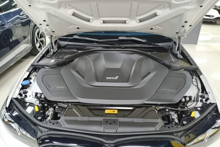 Used BMW i3 2025 eDrive 40 L Midnight Edition Engine Bay