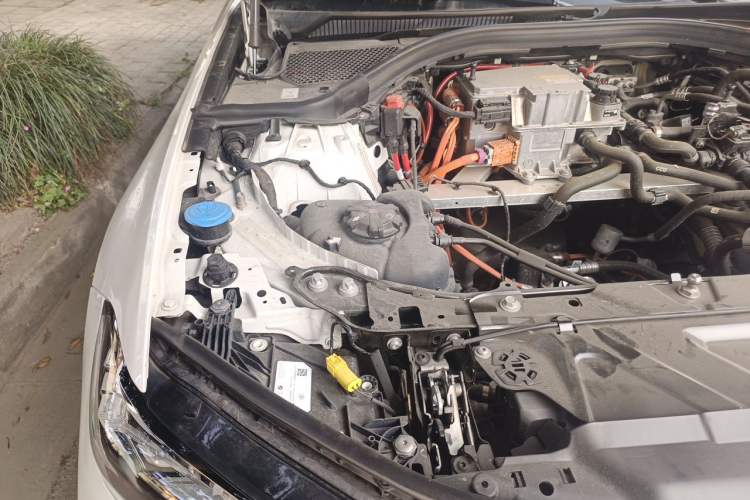 Used BMW i3 2025 eDrive 35 L Engine Bay Right