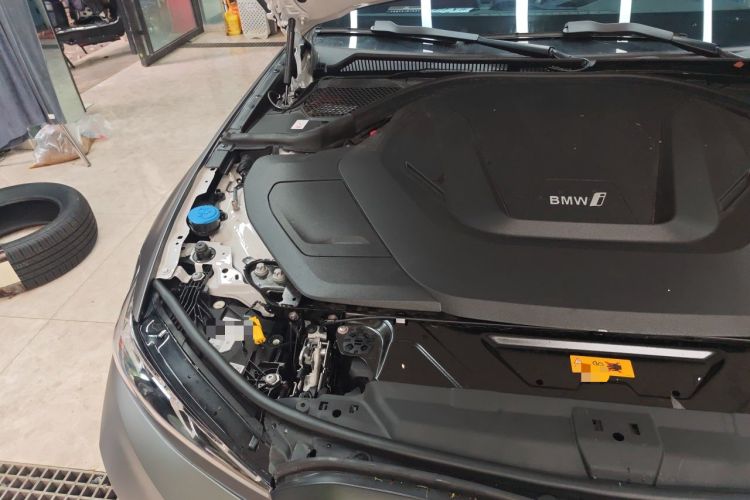 Used BMW i3 2025 eDrive 35 L Engine Bay Right