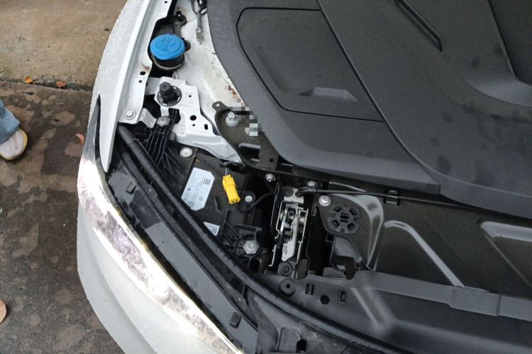 Used BMW i3 2025 eDrive 35 L Engine Bay Right