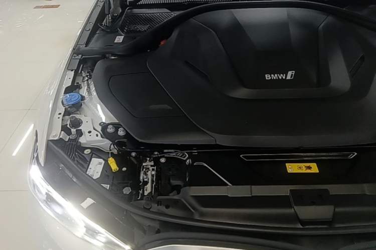 Used BMW i3 2025 eDrive 35 L Engine Bay Right