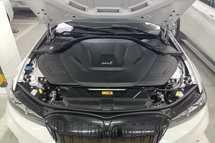 Used BMW i3 2025 eDrive 35 L Engine Bay