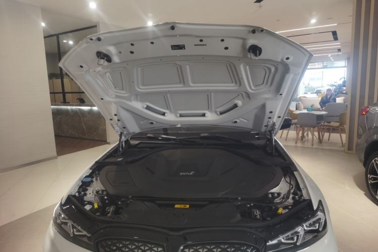 Used BMW i3 2025 eDrive 40 L Midnight Edition Engine Bay