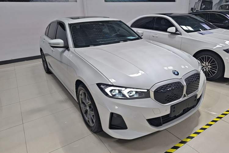 Used BMW i3 2025 eDrive 35 L Exterior 1