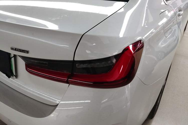 Used BMW i3 2025 eDrive 35 L Exterior 3
