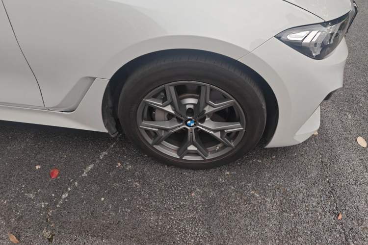 Used BMW i3 2025 eDrive 35 L Exterior 7