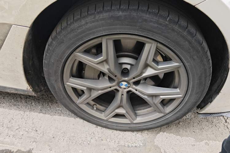 Used BMW i3 2025 eDrive 35 L Exterior 7