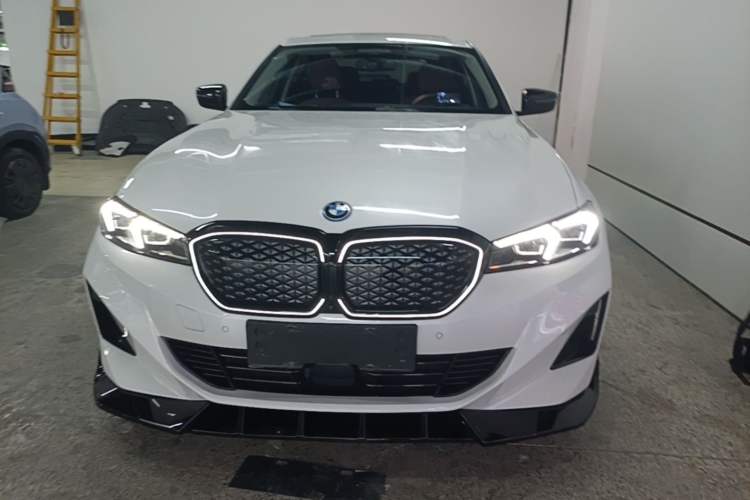 Used BMW i3 2025 eDrive 40 L Midnight Edition Front