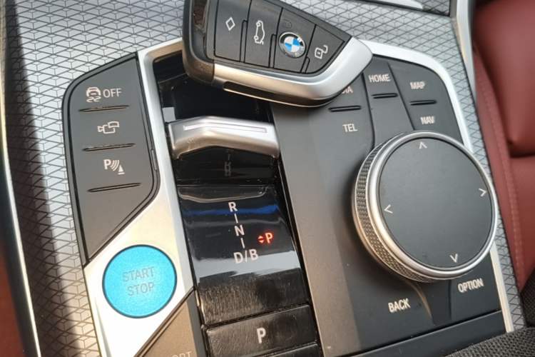 Used BMW i3 2025 eDrive 40 L Midnight Edition Gear Lever