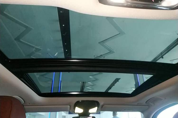 Used BMW i3 2025 eDrive 35 L Headliner