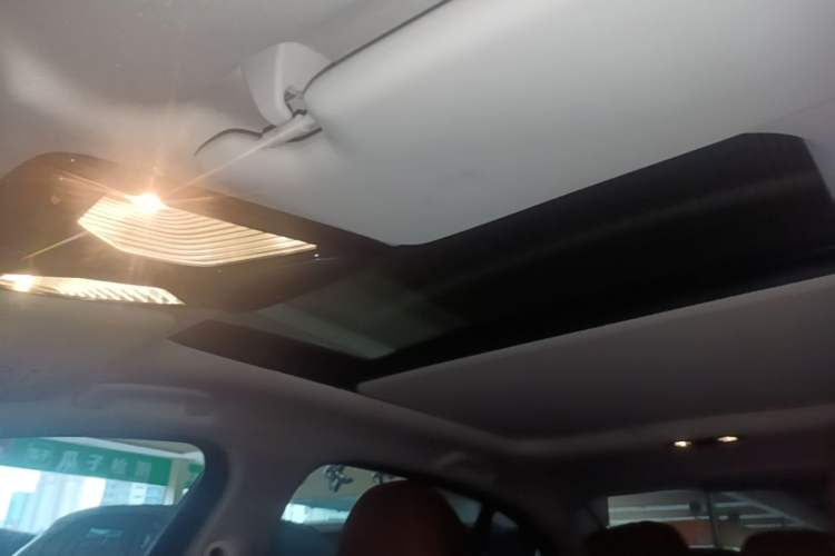 Used BMW i3 2025 eDrive 35 L Headliner
