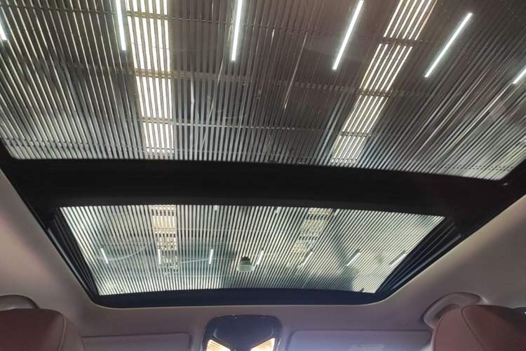Used BMW i3 2025 eDrive 35 L Headliner