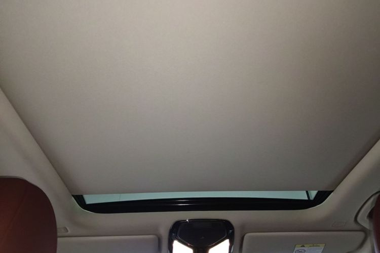 Used BMW i3 2025 eDrive 40 L Midnight Sports Package Headliner