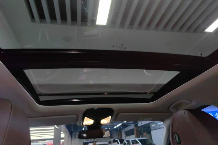 Used BMW i3 2025 eDrive 35 L Headliner