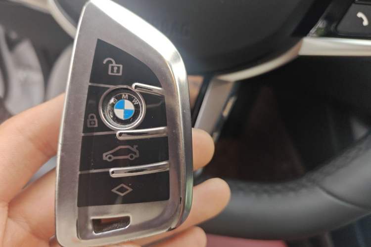 Used BMW i3 2025 eDrive 35 L Interior 1
