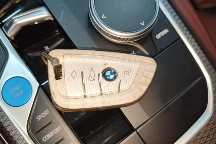 Used BMW i3 2025 eDrive 40 L Midnight Edition Interior 1