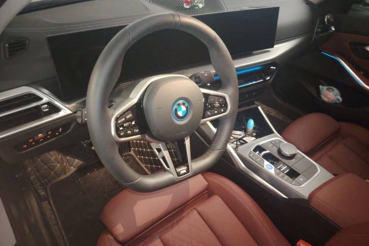 Used BMW i3 2025 eDrive 35 L Interior 2