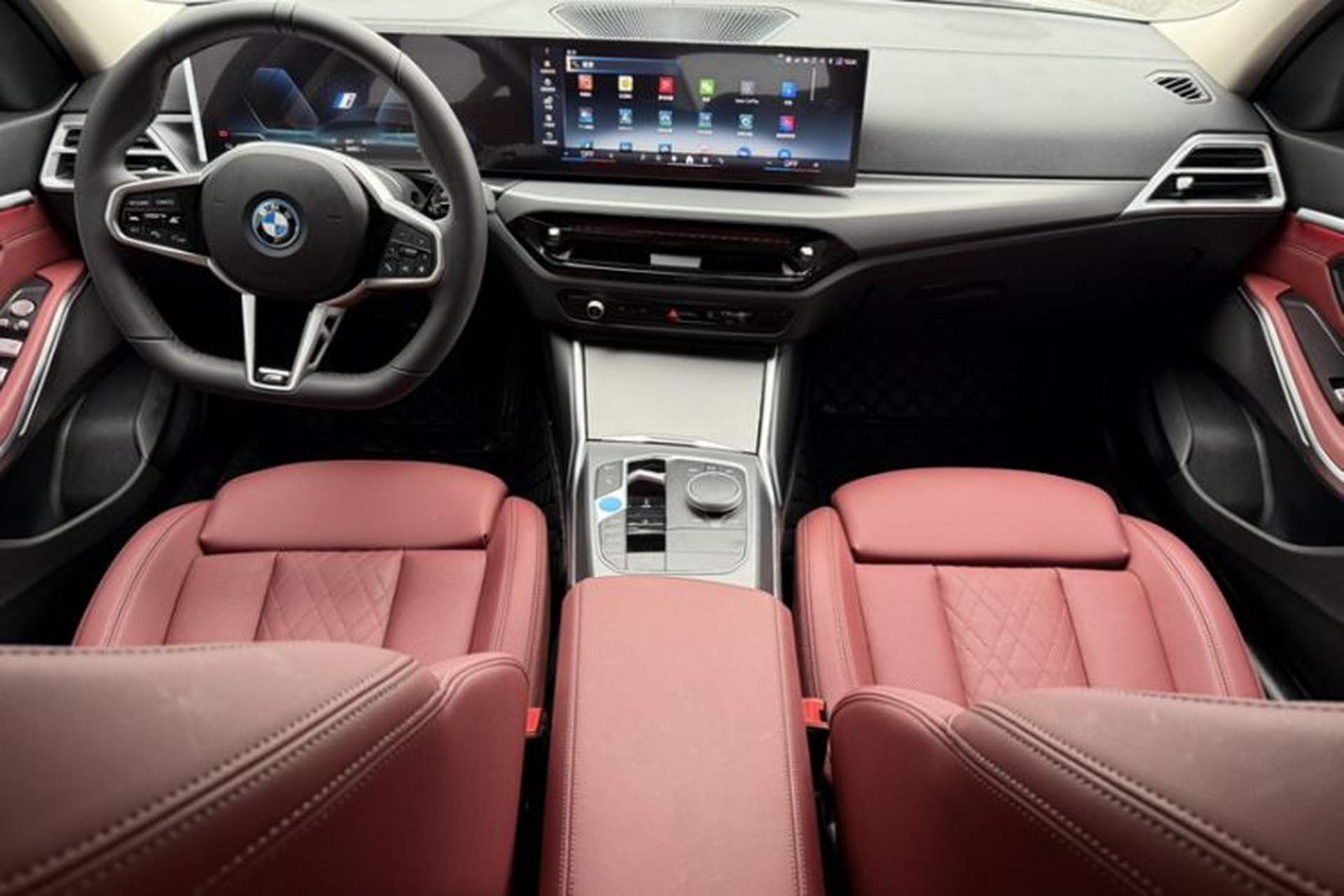 Used BMW i3 2025 eDrive 35 L Interior 3