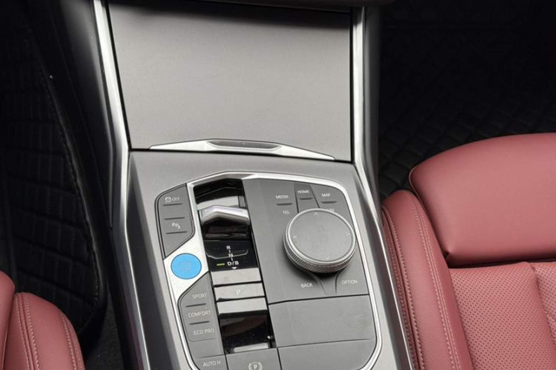 Used BMW i3 2025 eDrive 35 L Interior 5