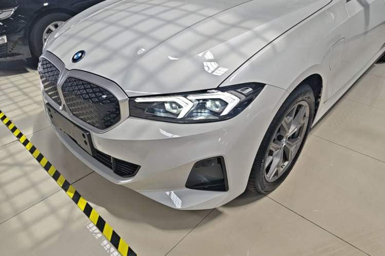Used BMW i3 2025 eDrive 35 L Left Front Headlight