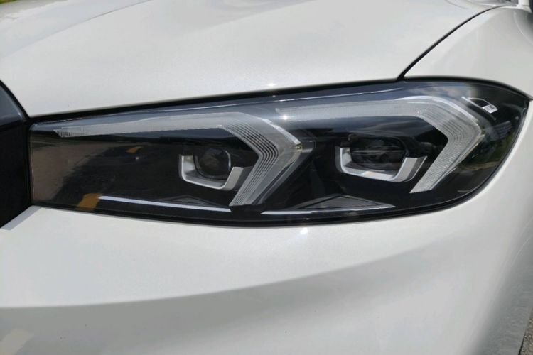 Used BMW i3 2025 eDrive 40 L Midnight Edition Left Front Headlight