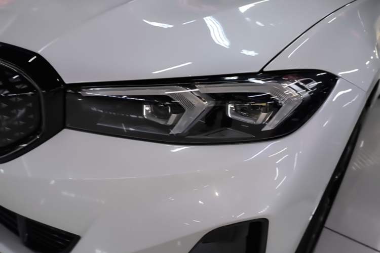 Used BMW i3 2025 eDrive 40 L Midnight Edition Left Front Headlight