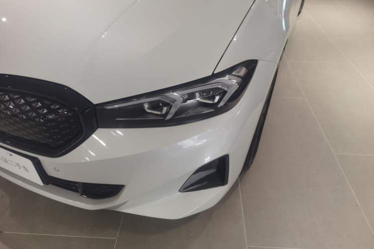 Used BMW i3 2025 eDrive 40 L Midnight Edition Left Front Headlight