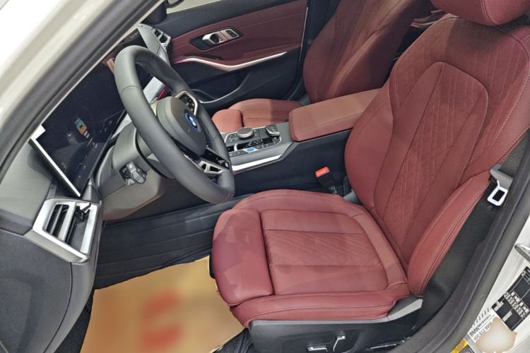 Used BMW i3 2025 eDrive 35 L Left Front Seat