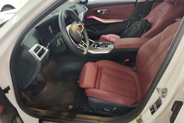 Used BMW i3 2025 eDrive 35 L Left Front Seat