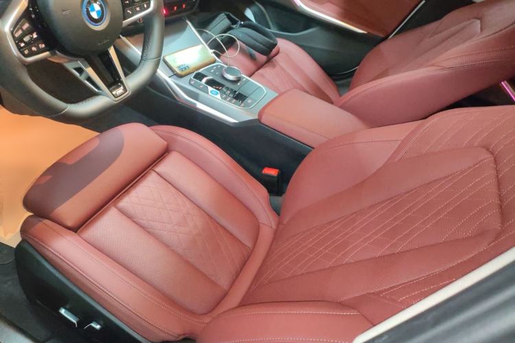 Used BMW i3 2025 eDrive 35 L Left Front Seat