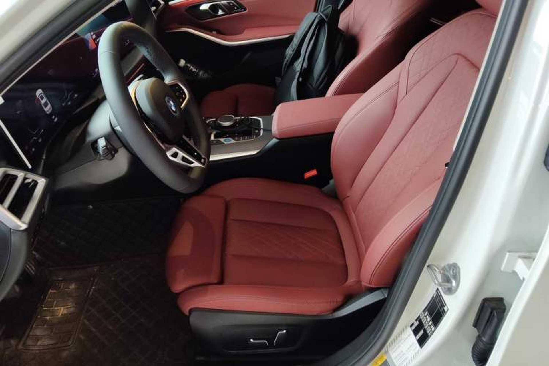 Used BMW i3 2025 eDrive 35 L Left Front Seat