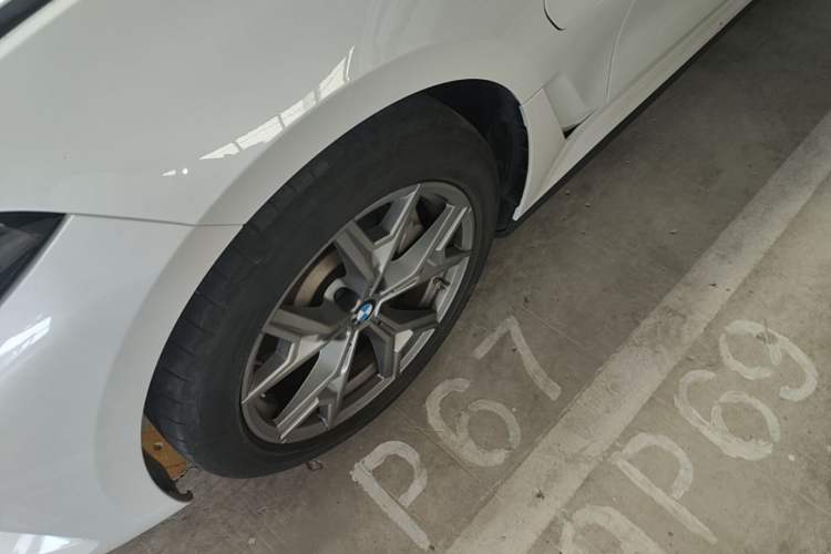 Used BMW i3 2025 eDrive 35 L Left Front Wheel Hub
