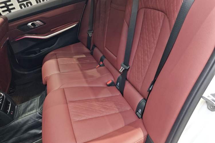 Used BMW i3 2025 eDrive 35 L Left Rear Seat