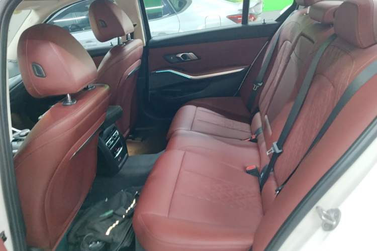 Used BMW i3 2025 eDrive 40 L Midnight Sports Package Left Rear Seat