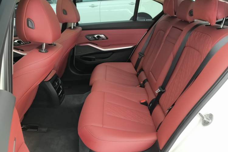 Used BMW i3 2025 eDrive 40 L Midnight Sports Package Left Rear Seat