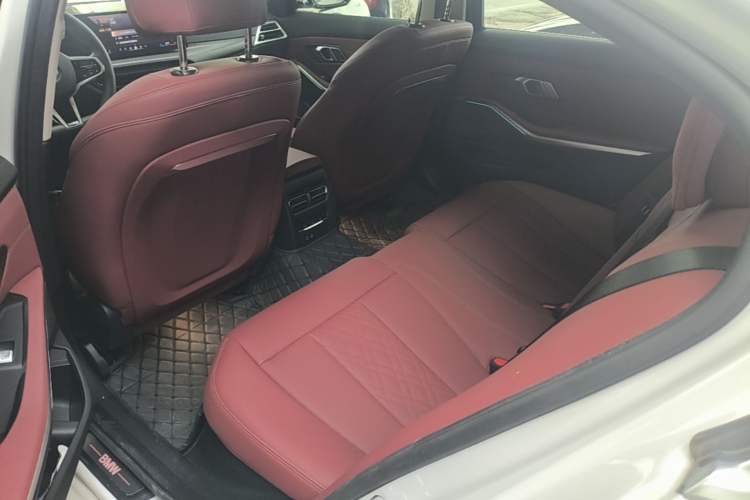 Used BMW i3 2025 eDrive 35 L Left Rear Seat
