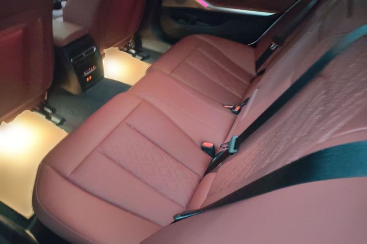 Used BMW i3 2025 eDrive 35 L Left Rear Seat
