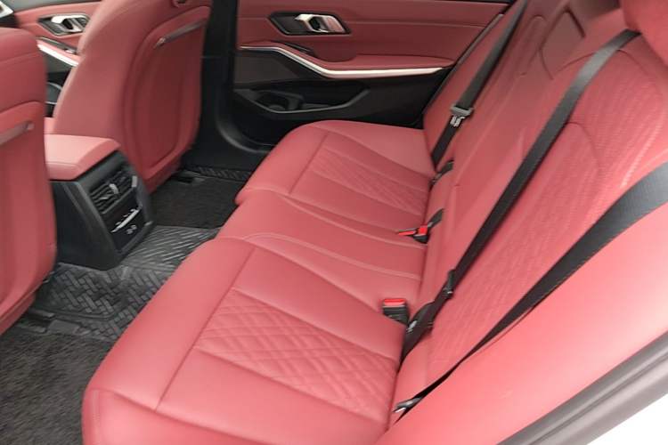 Used BMW i3 2025 eDrive 35 L Left Rear Seat