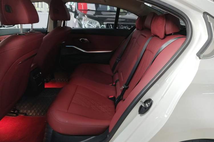 Used BMW i3 2025 eDrive 35 L Left Rear Seat