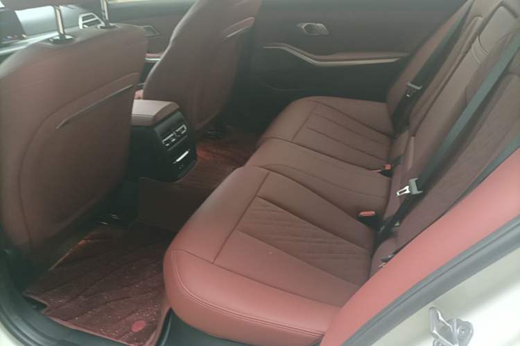 Used BMW i3 2025 eDrive 35 L Left Rear Seat