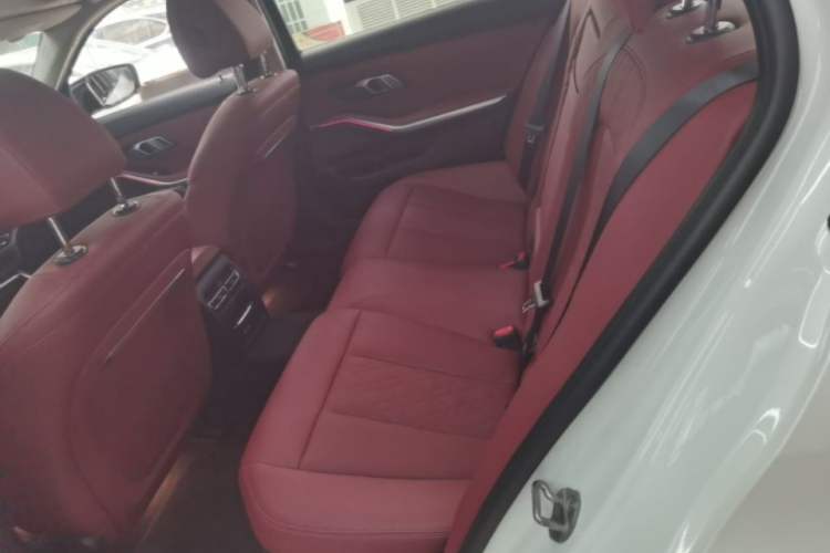 Used BMW i3 2025 eDrive 40 L Midnight Edition Left Rear Seat