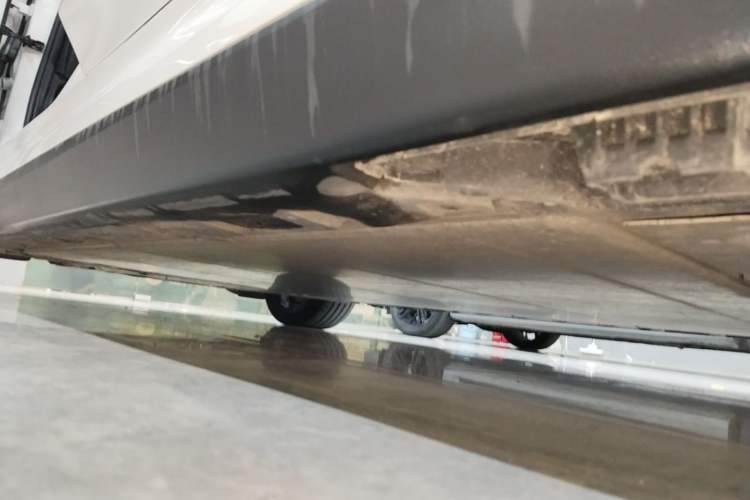Used BMW i3 2025 eDrive 40 L Midnight Sports Package Left Side Sill